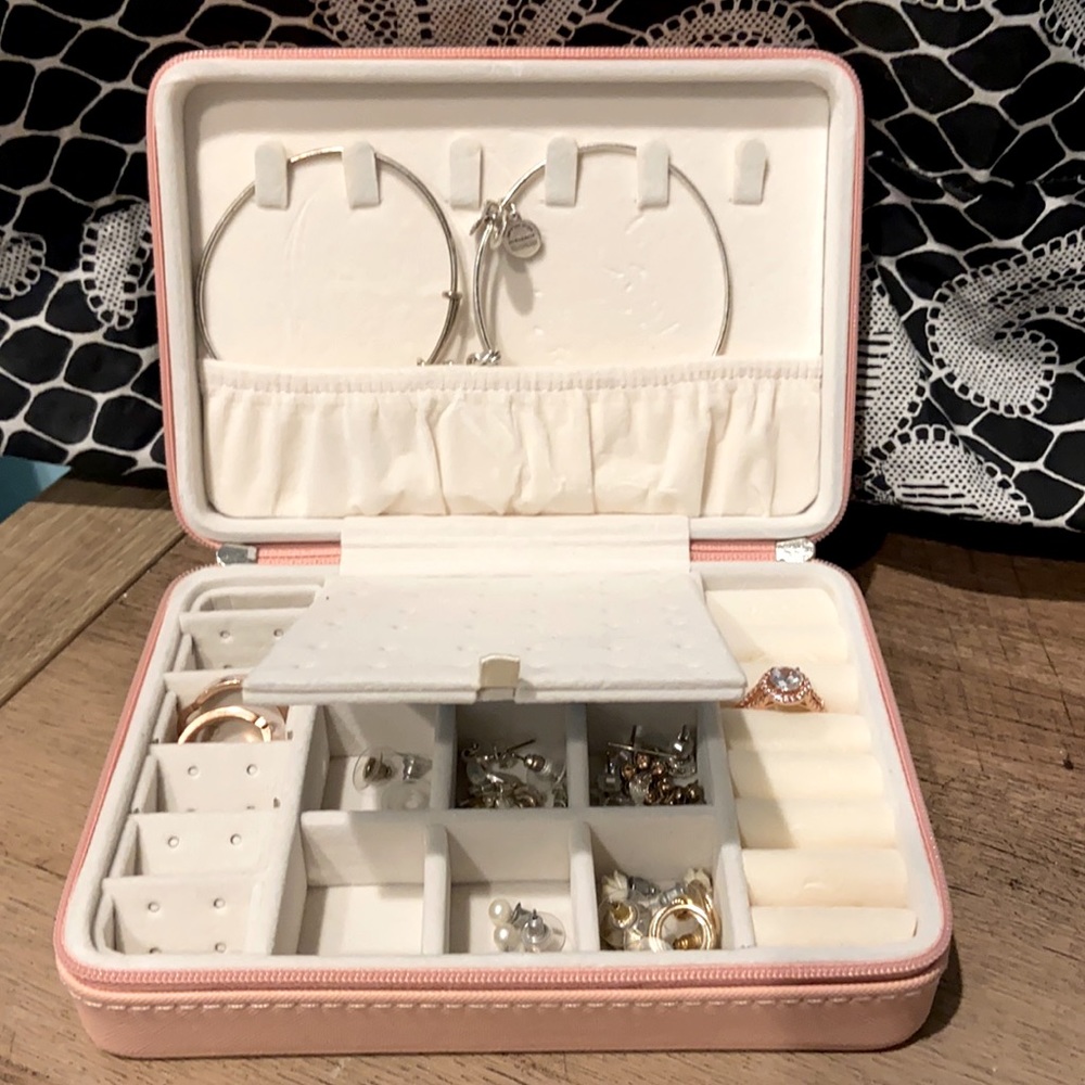 Pink Jewelry Box for Traveling